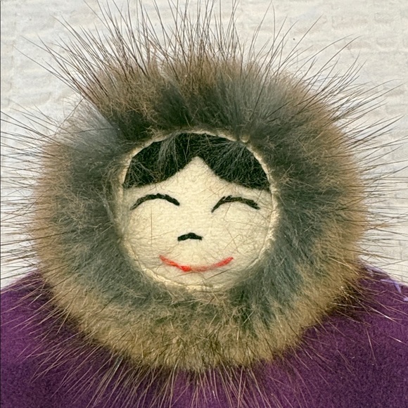 Inuit Handcrafted Tea Cozy with Rabbit Fur Trim - Picture 4 of 5